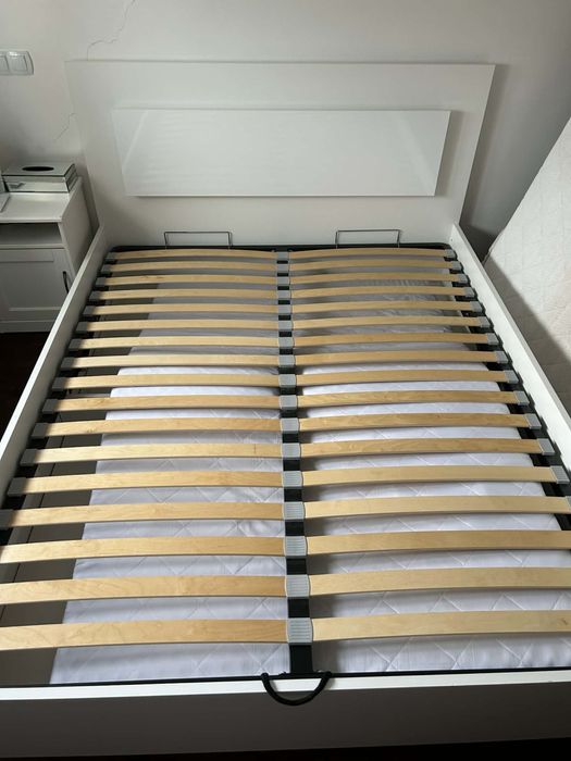 Łóżko Białe z Oświetleniem Marsylia 160x200