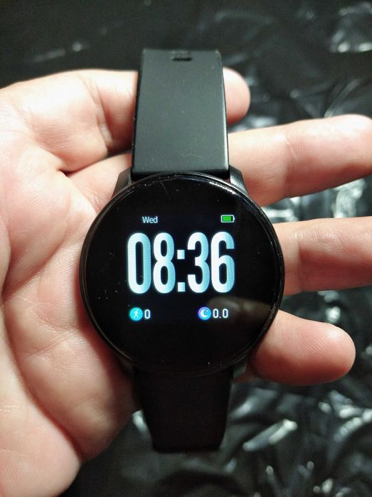 Smartwatch SF Plus.
