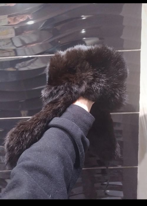 Uszanka futrzana czarna jak nowa