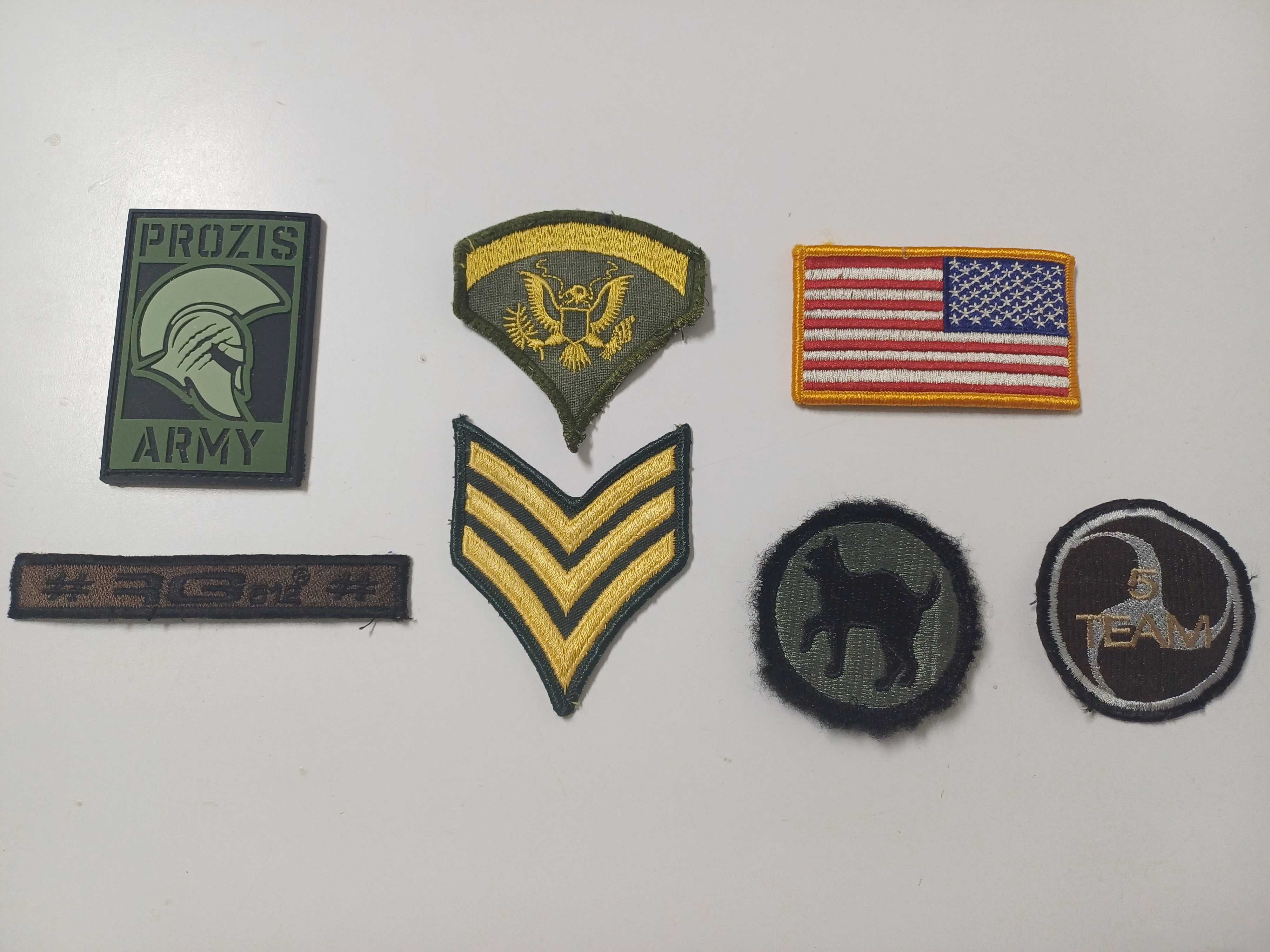 Emblemas em tecido e bordados 7 unidades