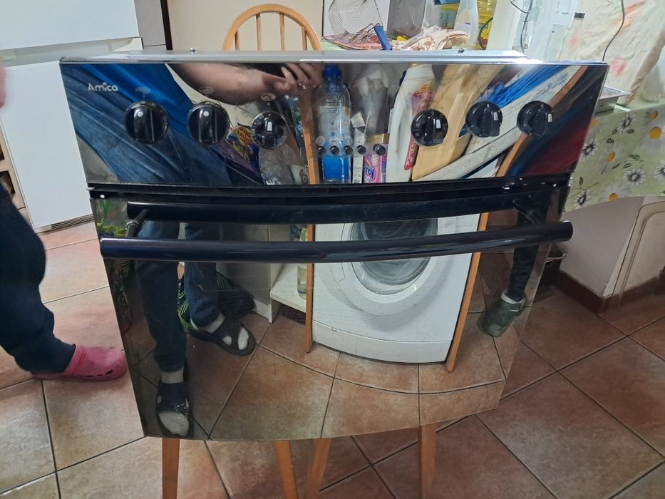 Piekarnik do zabudowy Amica z płytą ceramiczną