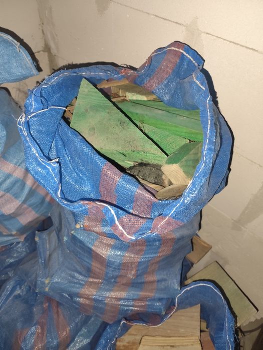 Sprzedam deski i stemple na opał