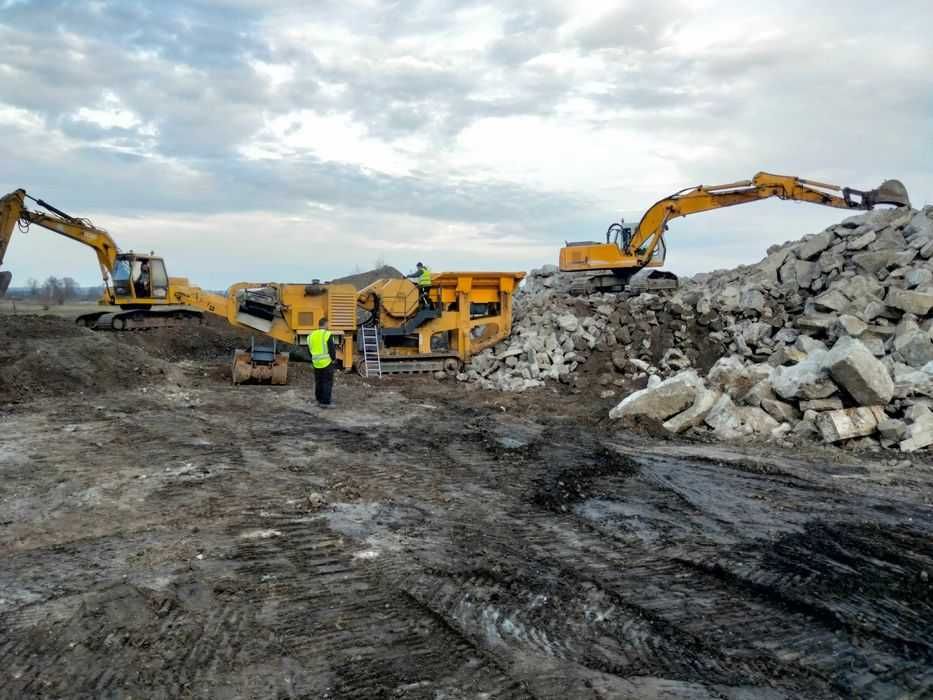 Rozbiórki Wyburzenia Kruszenia Młot Szczęka Kruszarka z Odsiewem Waga