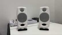 iLoud Micro Monitor White + 2 стійки Gator у подарунок — як нові!