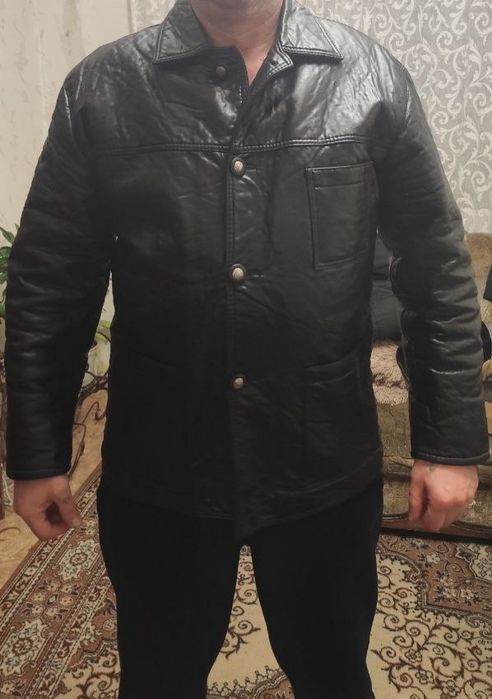 Продам кожаную куртку Versace. Оригинал!!! Эксклюзив !!!