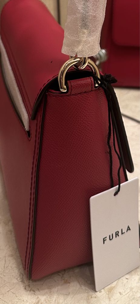 Furla Coccinelle