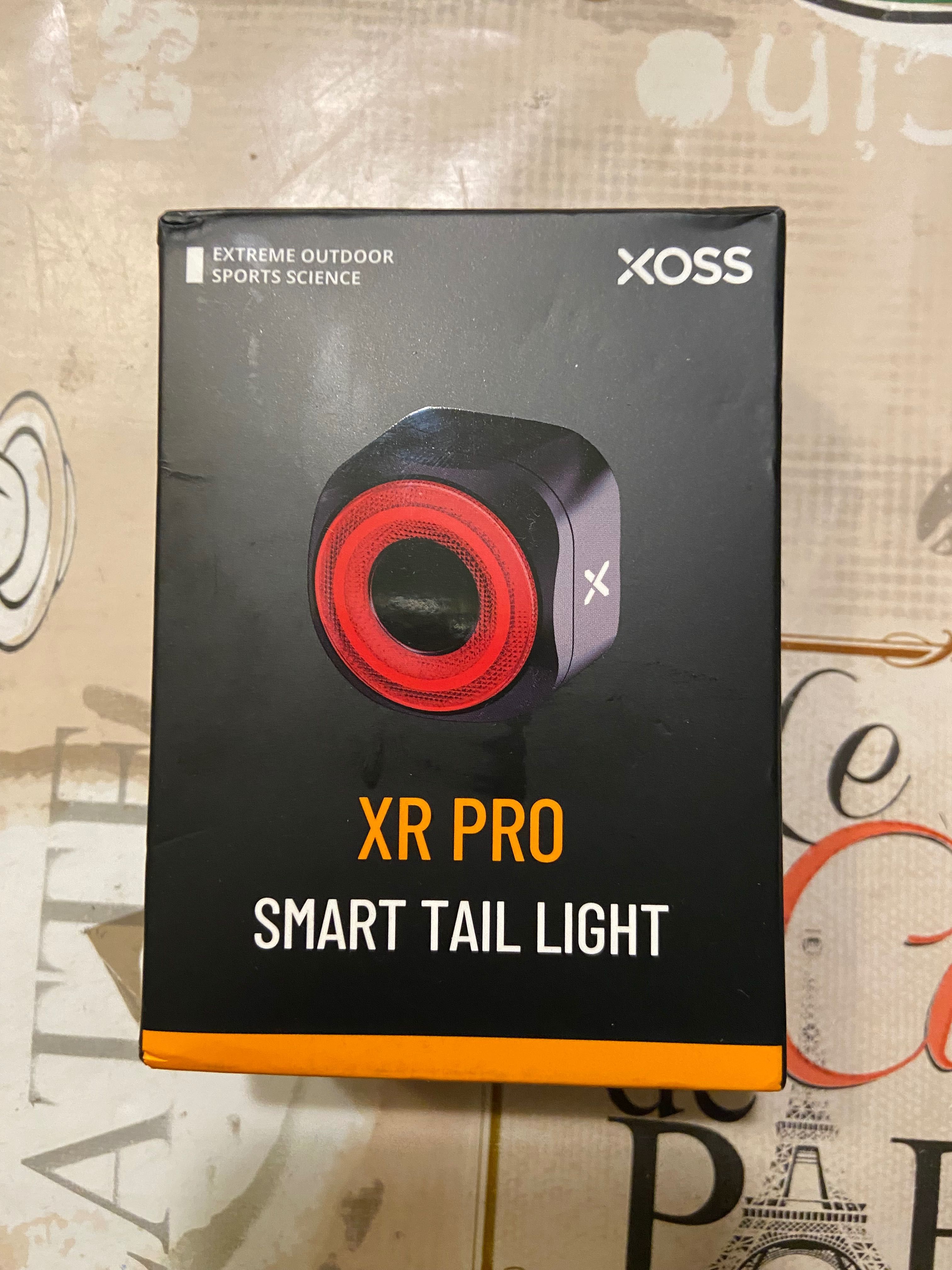 Tylna lampka rowerowa XOSS model XR PRO