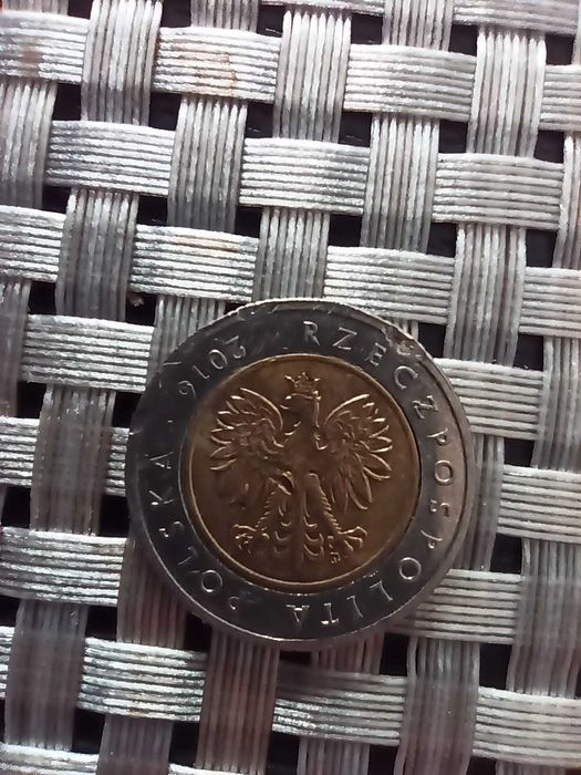 Moneta 5 zł z błędem menniczym