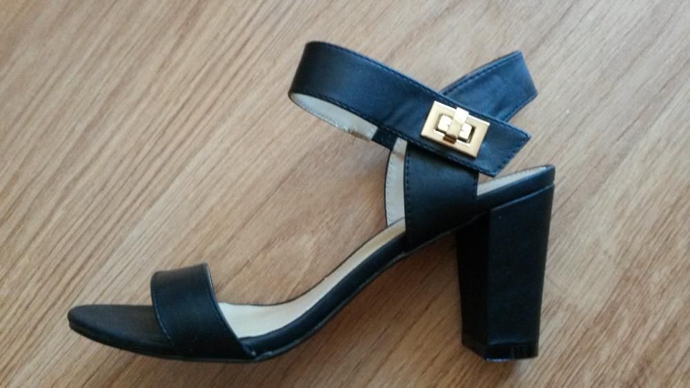 sandałki na obsasie, sandały na słupku, rozmiar 40 nowe