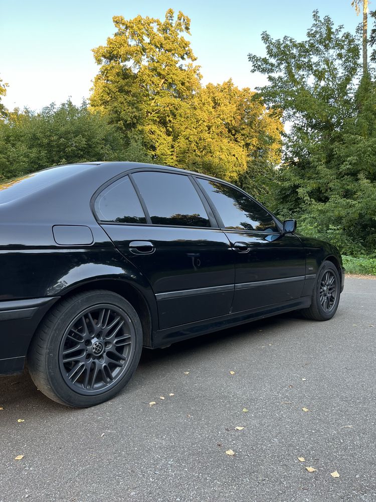 BMW e39 2.5 газ/бенз, Уікальний колір салону!!