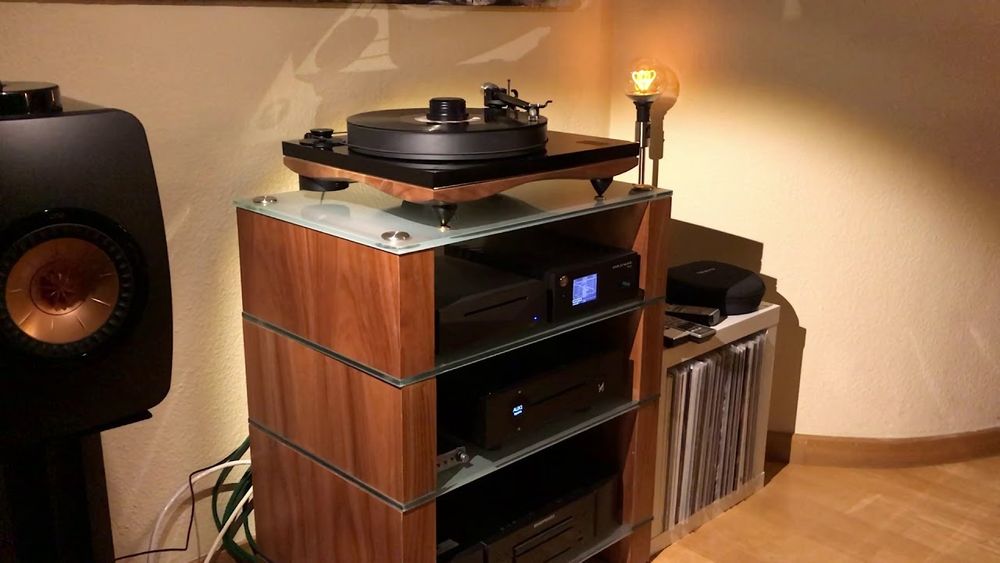 Вініловий програвач Pro-ject, Rega, Technics