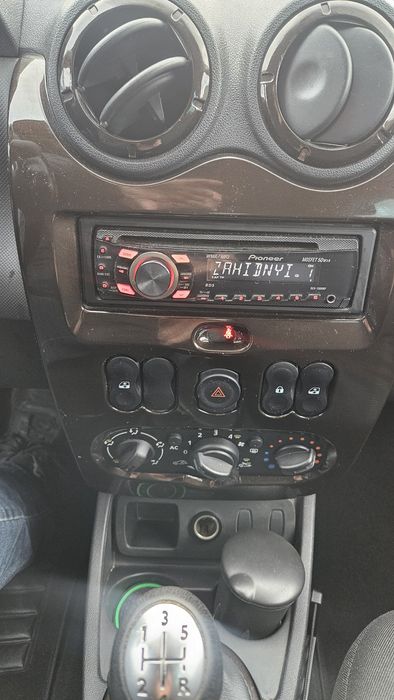 Dacia DUSTER 1.6. 2012