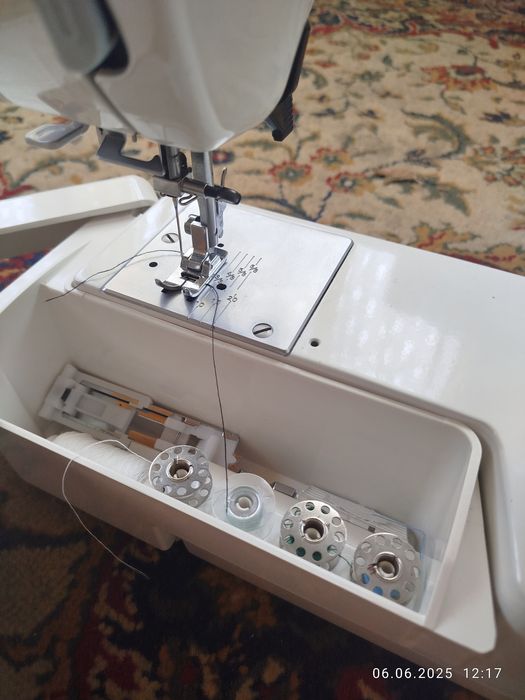 Швейна машинка Janome 5519