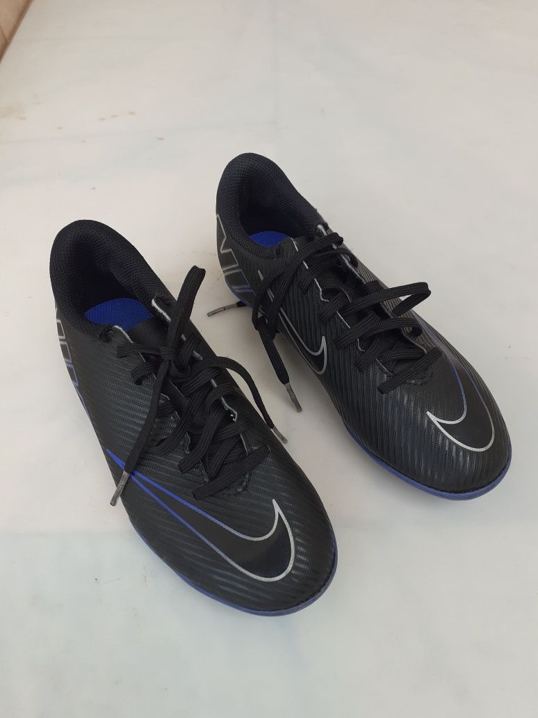 Chuteiras NIKE Mercur