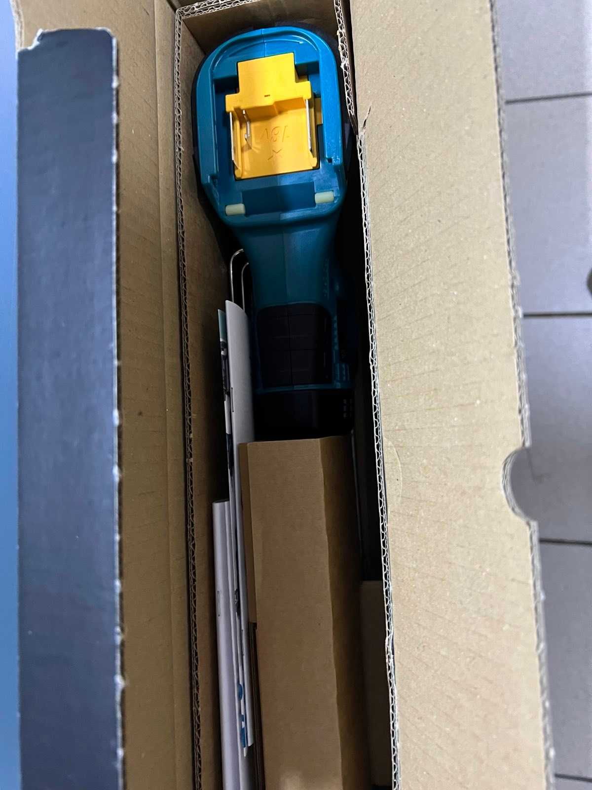 Makita LXT DFR550Z Аккумуляторный шуруповерт НОВЫЙ!
