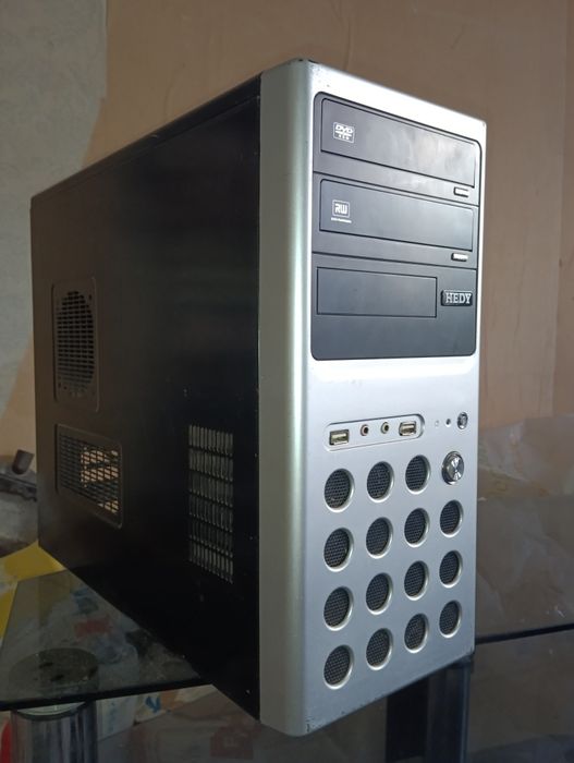 Корпус  системного  блока  ПК.