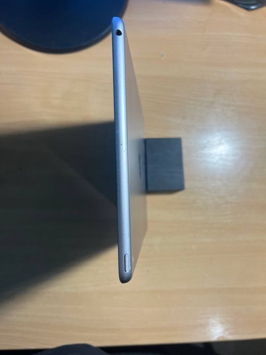 iPad 9.7 32GB Wi-Fi