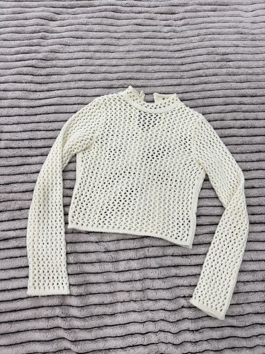 Вʼязана кофтинка Бержка