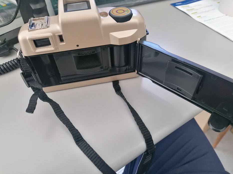 Máquina fotográfica analógica