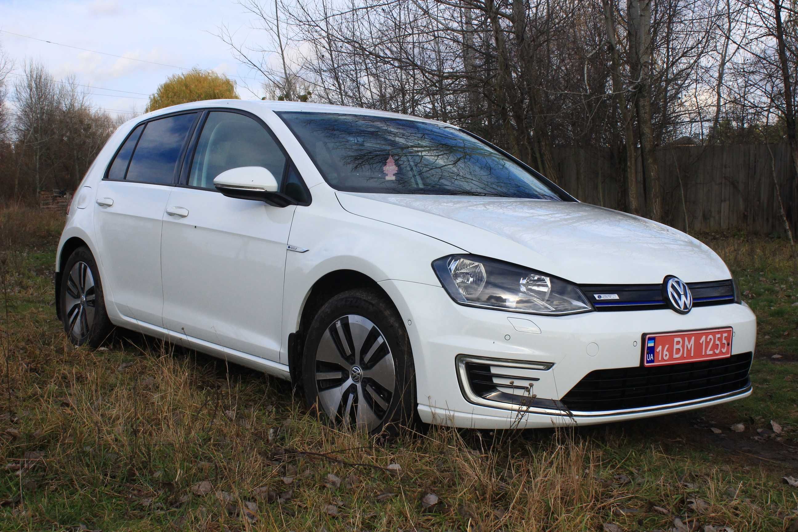 Volkswagen e-Golf 2016