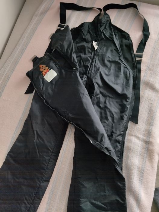 Лижні штани жіночі в дуже гарному стані!