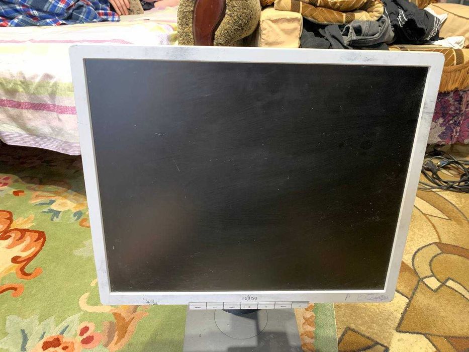 Продам монітори різних виробників