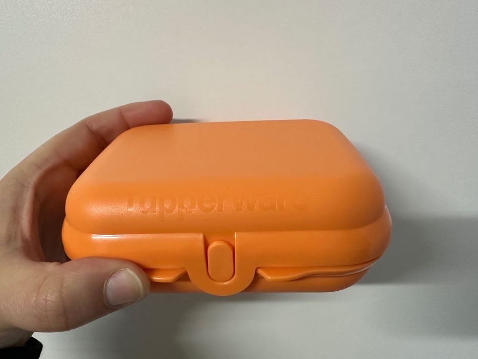 Caixa / Ostra Laranja Tupperware