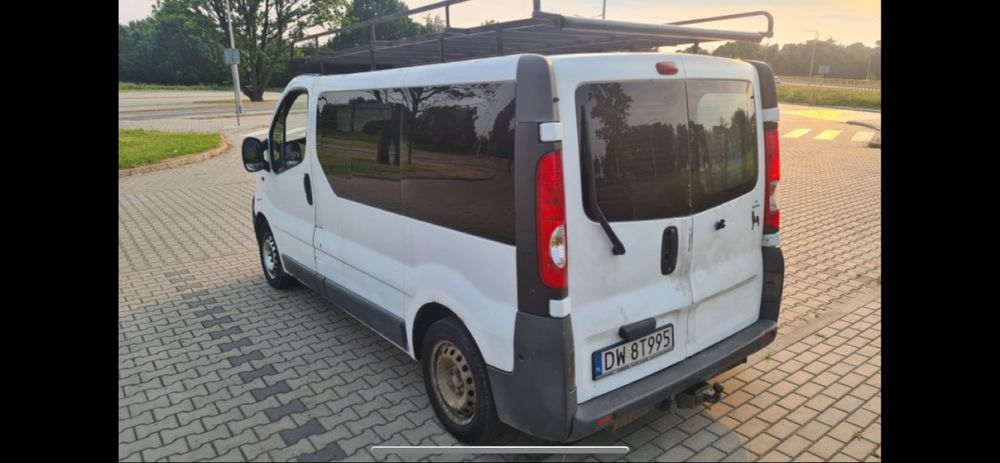 Renault Trafic 9 osobowy Jezdzi
