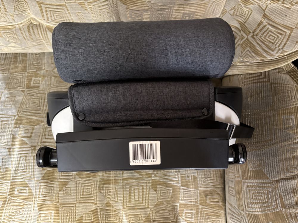 Автокрісло-бустер Welldon Travel Pad IsoFix (графітовий) PG09-TP95-001