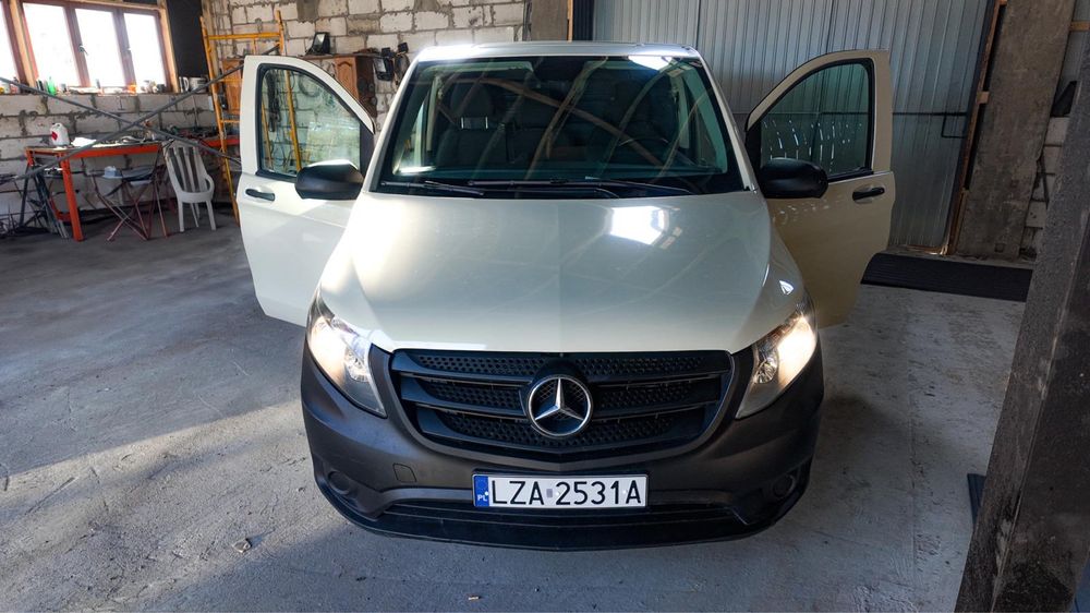 Sprzedam Vito 447