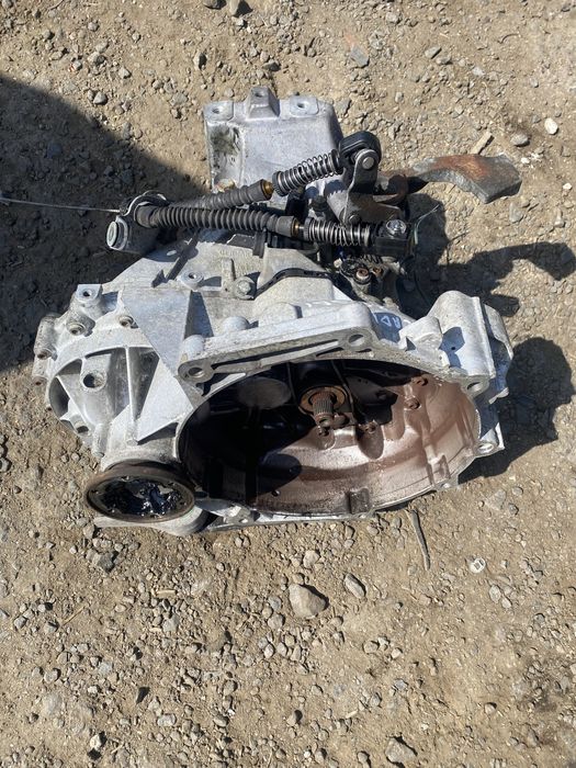 Кпп,коробка передач Volkswagen Caddy,Touran 2.0 sdi