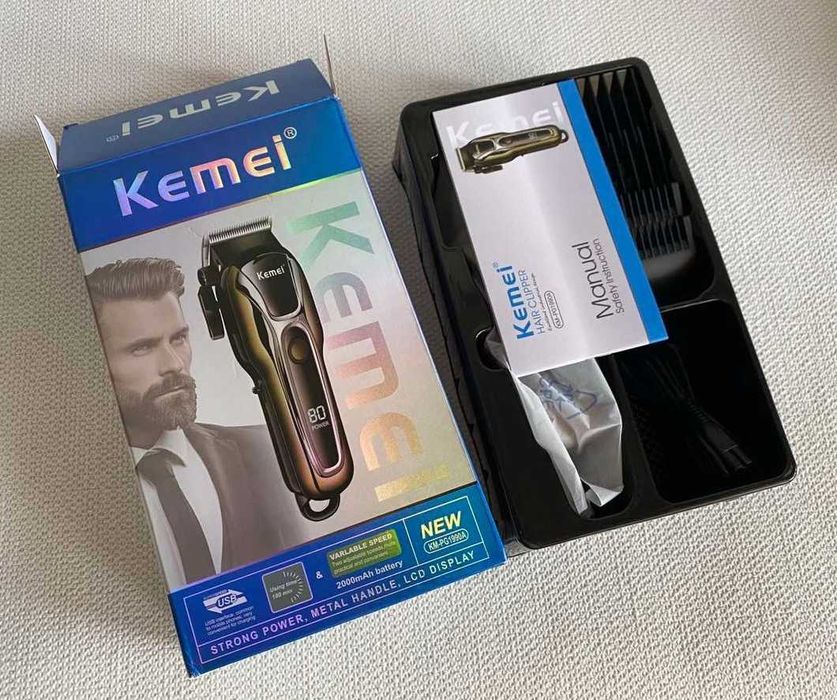 KEMEI професійна акумуляторна машинка для стрижки Тримет