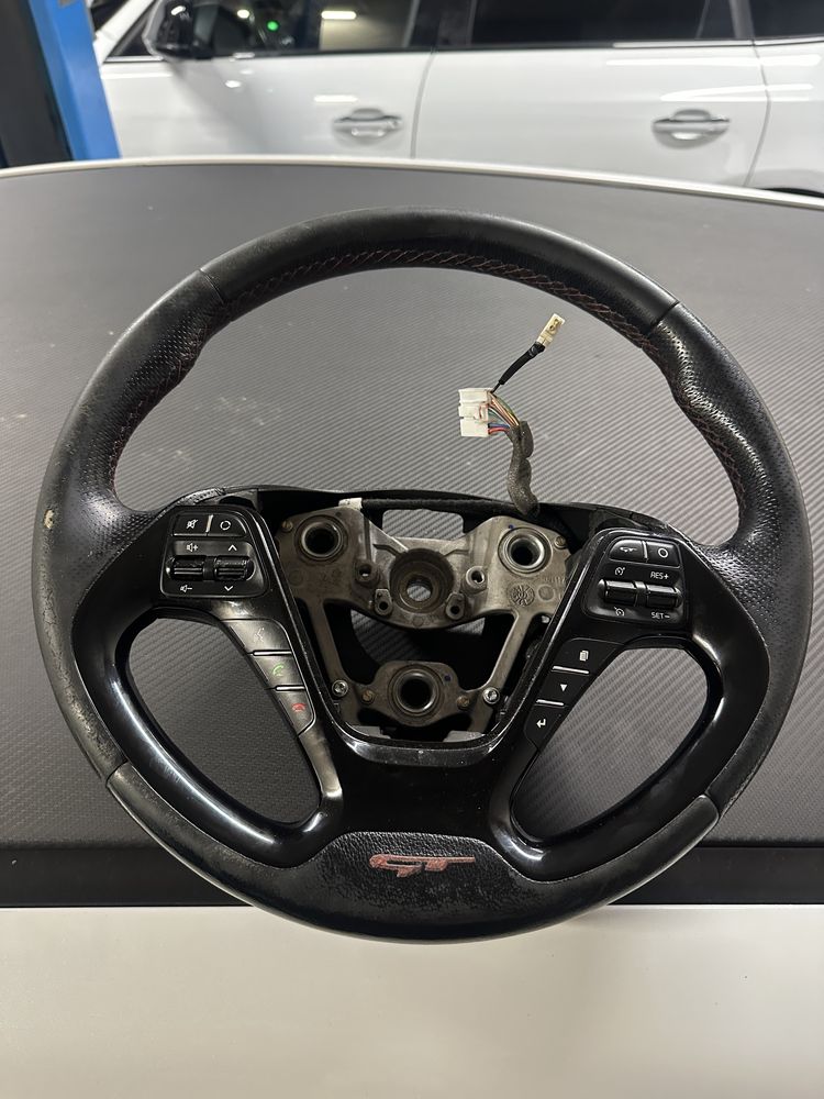 Kierownica KIA Ceed GT