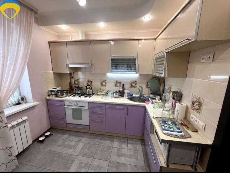 Продаж 2х кімнатной Намив