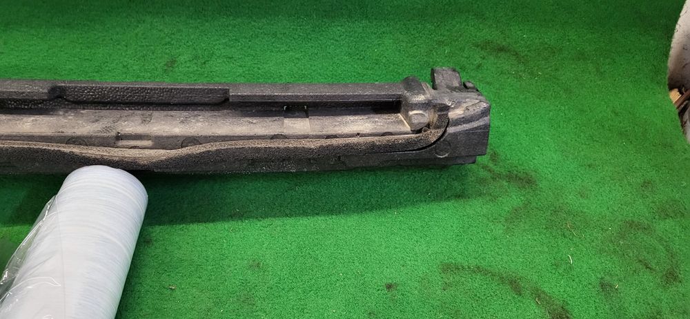 Absorber Skoda Kamiq przód