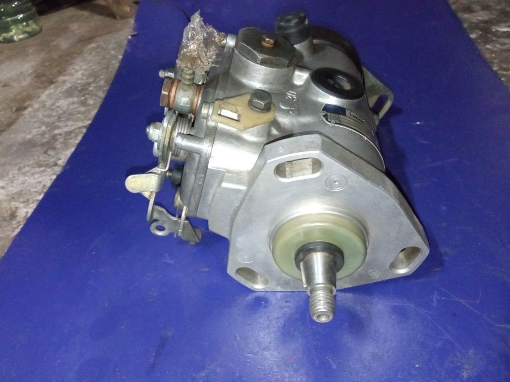 Тнвд Паливний насос Паливна  r8443b971b Peugeot 106 Saxo Пежот 1.4D
