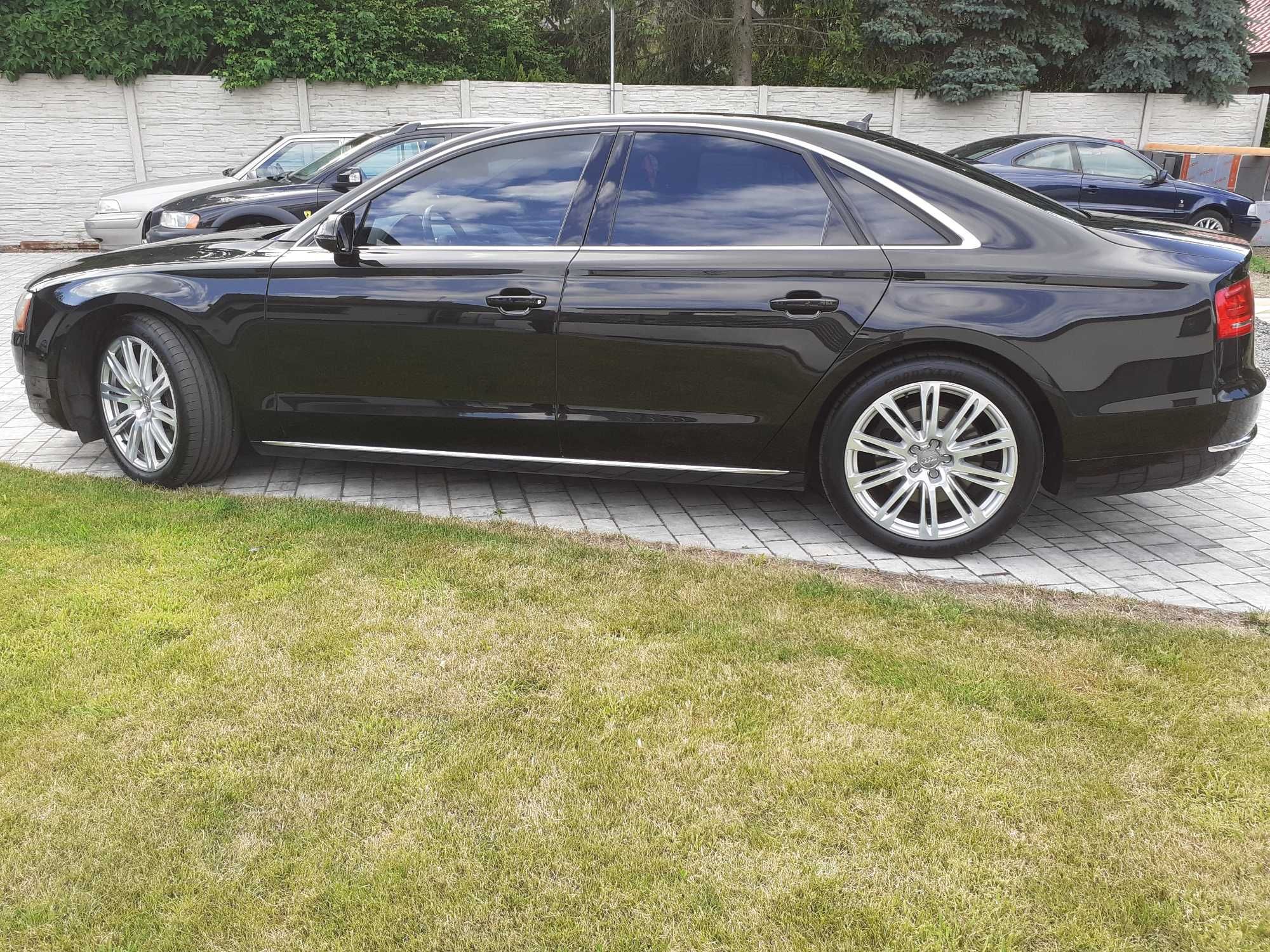 AUDI A8 4.2 Quattro . Stan BDB