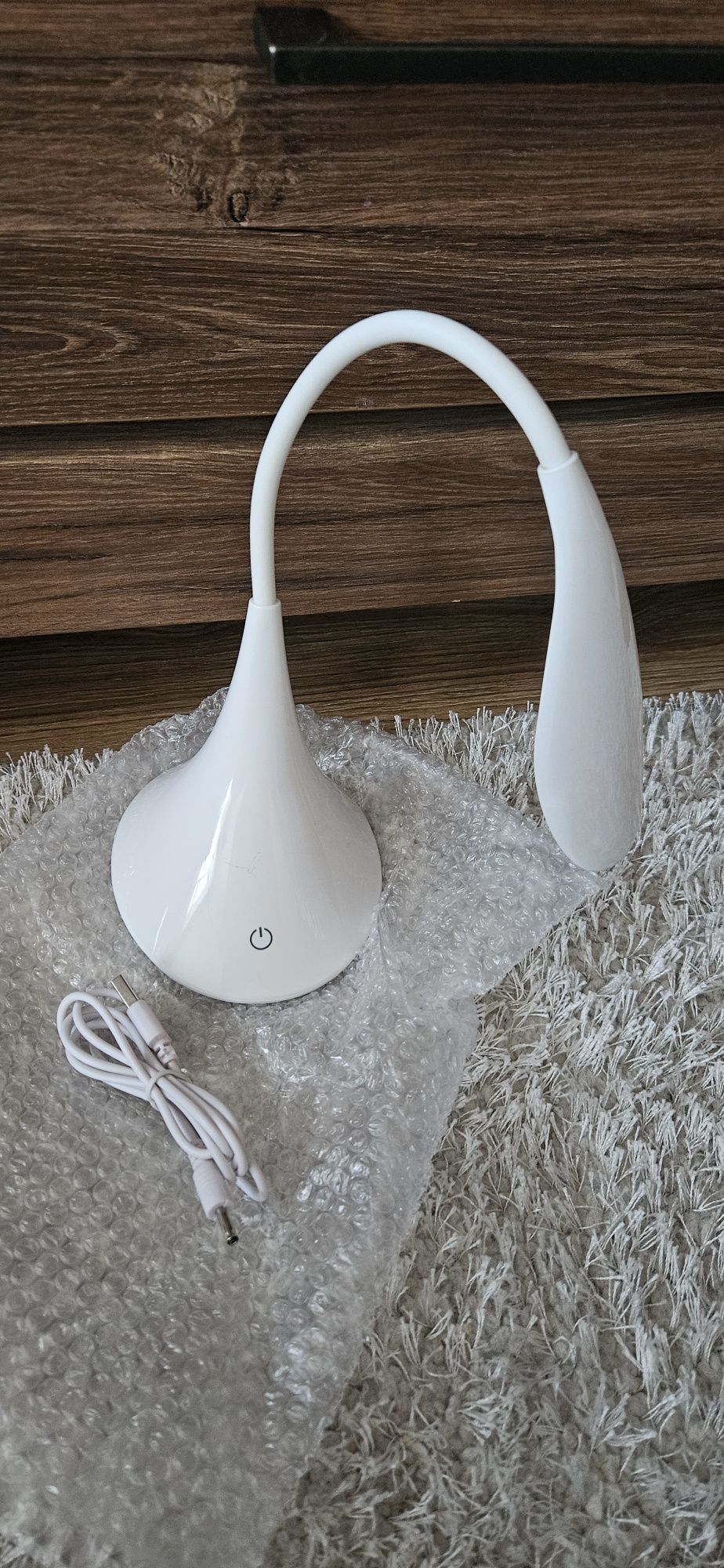 Lampka biurkowa LED