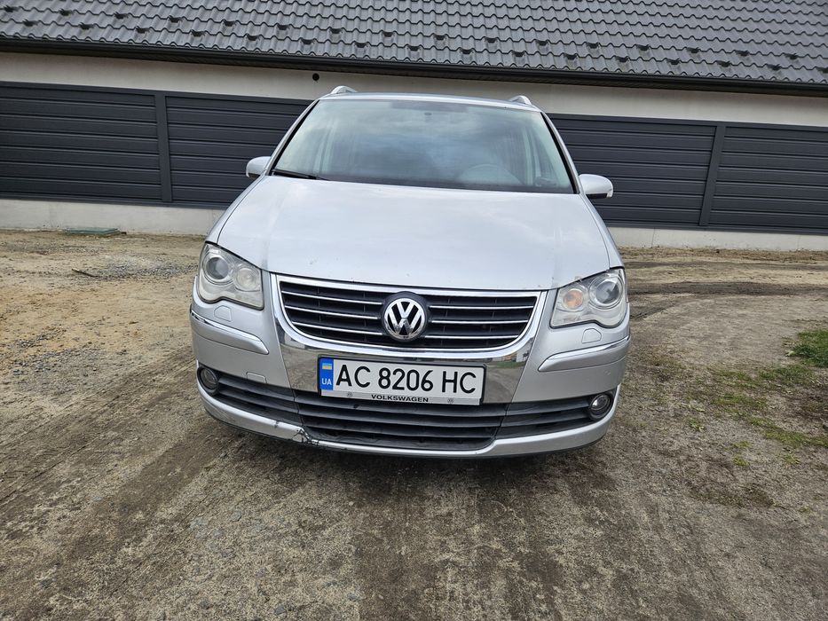 Volkswagen Touran 2007р 2.0 tdi 7 місць