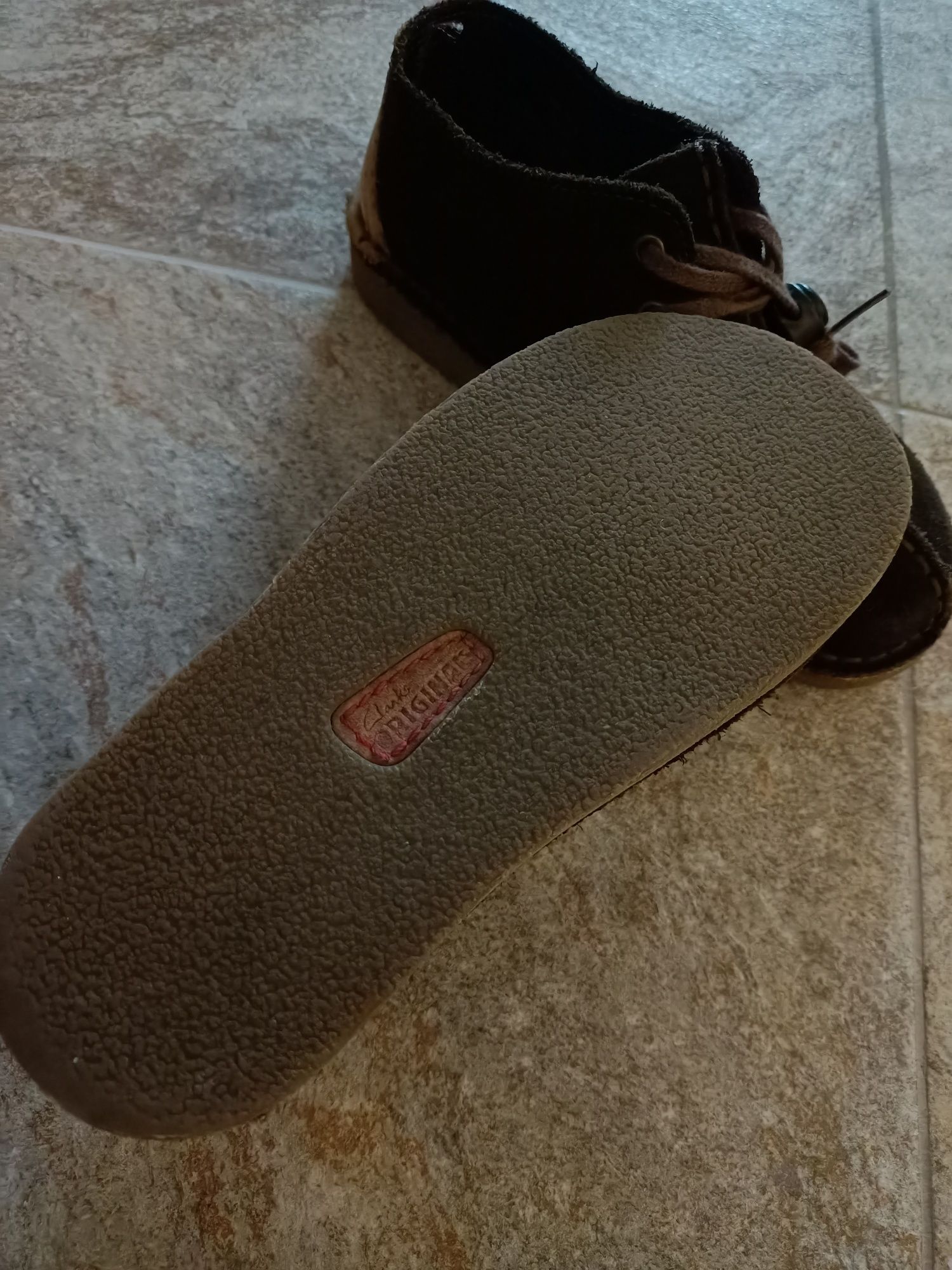 Кросівки, чобітки, мокасіни clarks для хлопчика