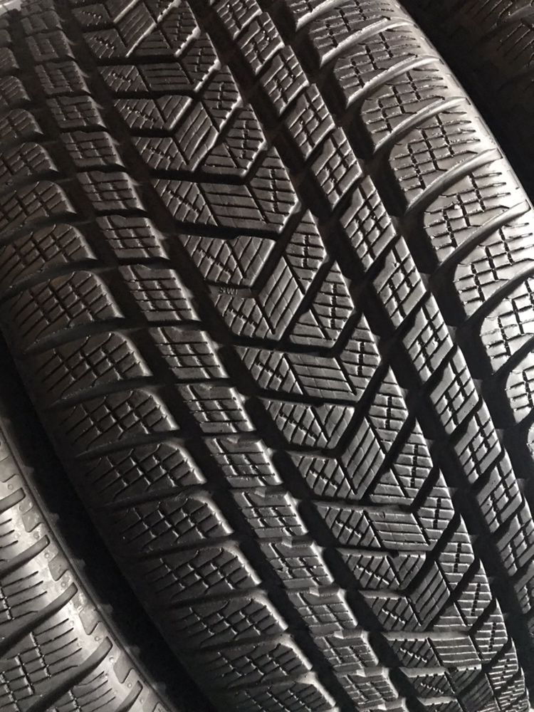 285/40/22 R22 Pirelli Scorpion Winter 4шт зима