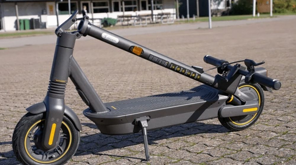 Hulajnoga elektryczna Ninebot Max G2