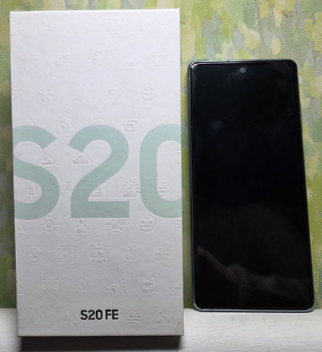 Продам Samsung S20 FE 128mg.