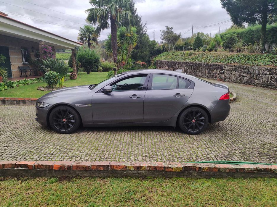 Jaguar XE Nacional