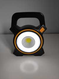 Lanterna Portátil LED Com 2 tipos Luzes e Painel Solar