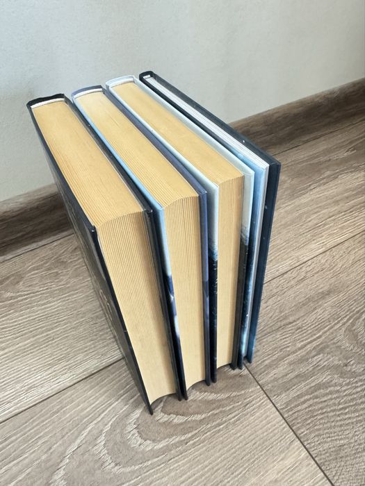 Лихий король+ Королева порожнечі трилогія книг