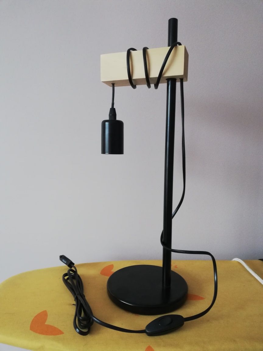 Lampa stojąca w stylu rustykalnym Eglo Townshed