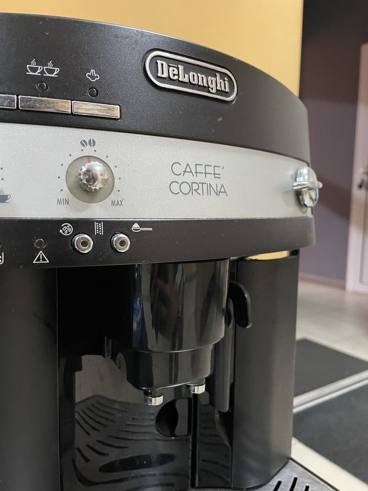 Кавоварка DeLonghi Caffe' Cortina