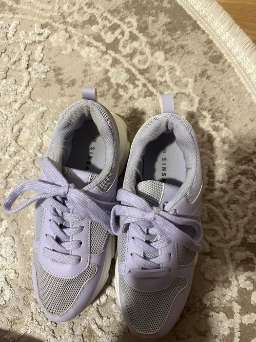 Tênis feminino Sinsay tamanho 38 (amarelo e roxo)
