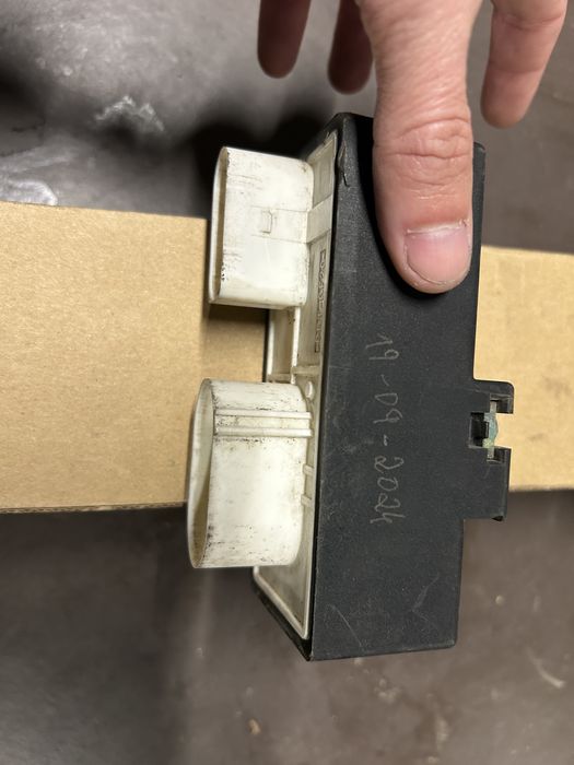 Modulo / relé ventoinha leon 1m